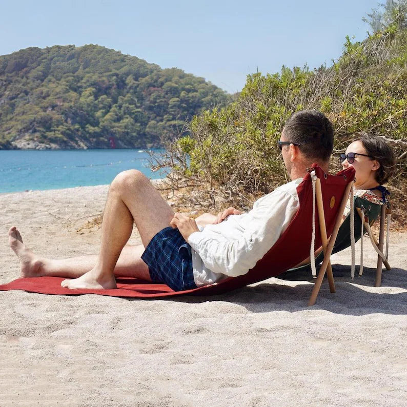 Yellow Beach Lounger Chair: Portable Folding Sunbed with Beech Wood Legs